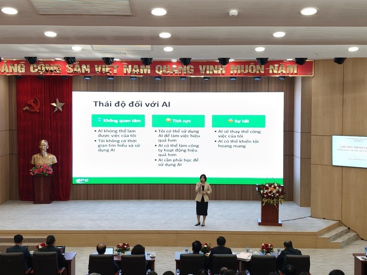 Sở Nội vụ tổ chức Chương trình tập huấn "Công chức số Thủ đô lĩnh vực công tác Nội vụ”- Ảnh 2.