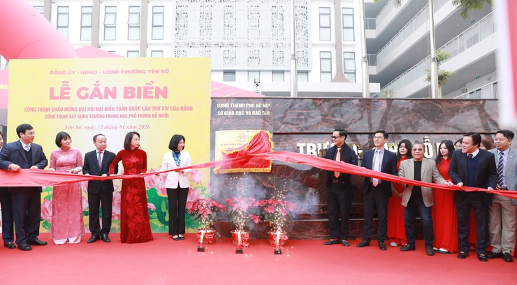 Gắn biển Công trình chào mừng Đại hội đại biểu toàn quốc lần thứ XIV của Đảng đối với Trường THPT Đỗ Mười- Ảnh 5.