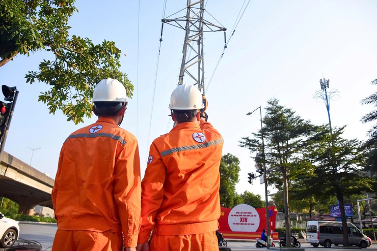Sẵn sàng đảm bảo điện phục vụ Đại hội lần thứ XIV- Ảnh 1.