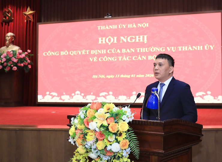 Thành ủy Hà Nội trao các quyết định công tác cán bộ- Ảnh 4.