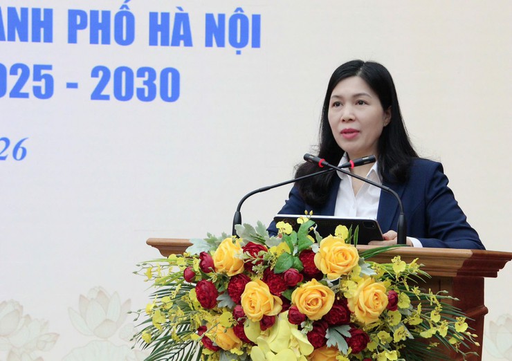 Đồng chí Trần Thị Phương Hoa giữ chức Phó Chủ tịch Thường trực Ủy ban MTTQ Việt Nam thành phố Hà Nội- Ảnh 2.