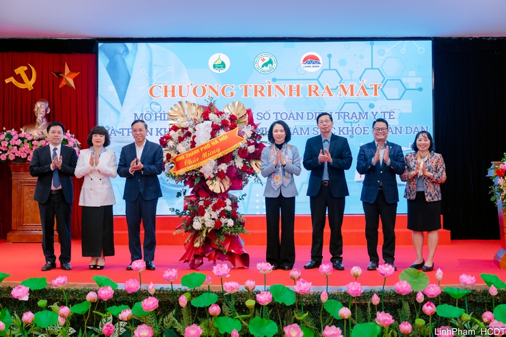 Hà Nội đẩy mạnh đổi mới y tế cơ sở, hướng tới chăm sóc sức khỏe toàn dân bền vững- Ảnh 7.