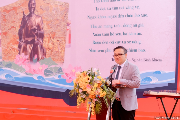 Phường Việt Hưng gìn giữ và lan tỏa giá trị văn hóa qua Lễ giỗ Trạng Trình Nguyễn Bỉnh Khiêm- Ảnh 6.