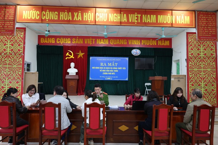 Dịch vụ công về thôn: Bước tiến mới trong cải cách hành chính tại xã Tiến Thắng- Ảnh 1.