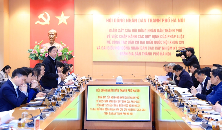 HĐND Thành phố giám sát công tác chuẩn bị bầu cử đại biểu Quốc hội và HĐND các cấp tại một số xã- Ảnh 1.