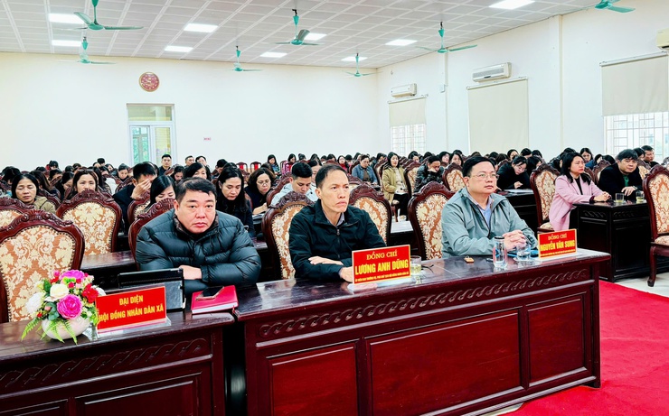 Nam Phù quyết liệt "kích hoạt" chuyển đổi số từ cơ sở,
đưa nghị quyết vào cuộc sống- Ảnh 3.