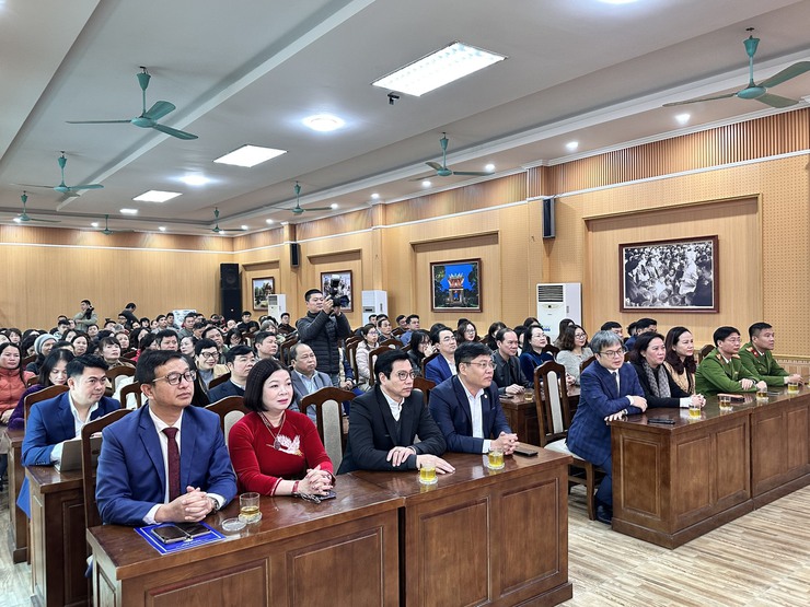 Xã Đại Thanh khai trương Trung tâm điều hành thông minh IOC: Đòn bẩy công nghệ tháo gỡ 5 điểm nghẽn, nâng tầm quản trị cơ sở trong kỷ nguyên số- Ảnh 1.