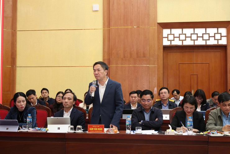 Thành ủy Hà Nội kiểm tra công tác bầu cử tại các xã Vân Đình, Hòa Xá, Ứng Hòa và Ứng Thiên- Ảnh 1.