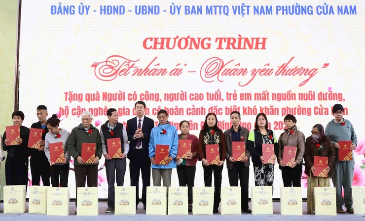 Phường Cửa Nam: "Tết nhân ái - Xuân yêu thương"- Ảnh 1.