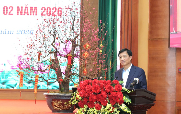 Dám đương đầu việc khó, xử lý dứt điểm các tồn tại vì lợi ích của Thành phố và người dân- Ảnh 2.