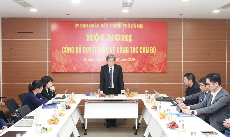 Đồng chí Phạm Tiến Luật được bổ nhiệm làm Phó Giám đốc Trung tâm Phục vụ hành chính công Thành phố- Ảnh 2.