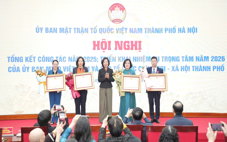 Hanoi's Vietnam Fatherland Front system sets key tasks and priorities for 2026- Ảnh 1.
