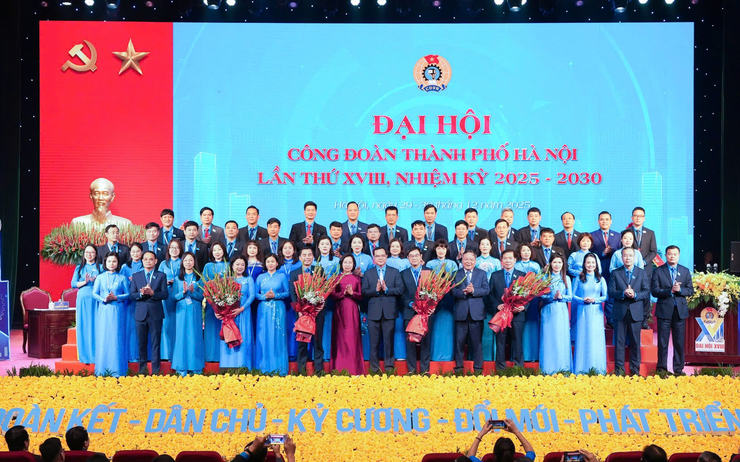 Hanoi Trade Union Congress marks successful start for 2025–2030 term- Ảnh 1.