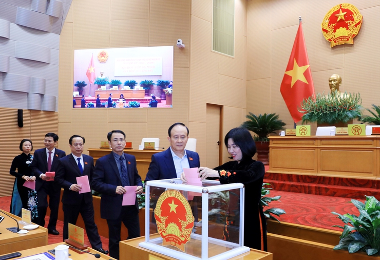 HĐND Thành phố bầu bổ sung 3 Ủy viên UBND thành phố Hà Nội- Ảnh 2.