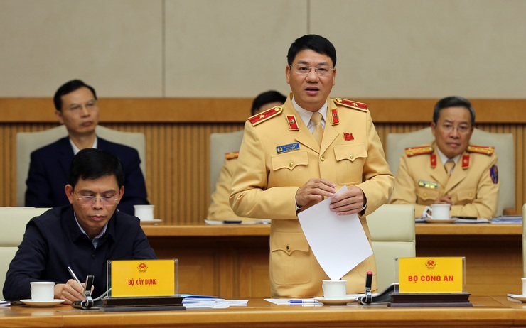 Chuyển từ nói sang làm, hành động cụ thể trong đảm bảo an toàn giao thông- Ảnh 1.