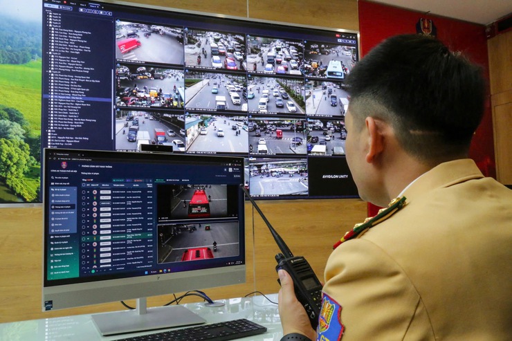 Bảo đảm trật tự an toàn giao thông phục vụ sơ duyệt, diễn tập phương án bảo vệ Đại hội Đảng- Ảnh 3.