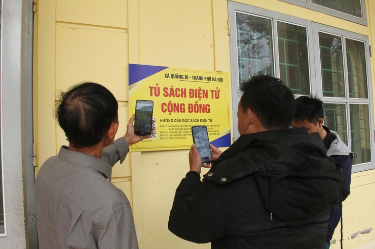 Tủ sách điện tử xã Quảng Bị - Điểm sáng trong chuyển đổi số ở cơ sở- Ảnh 3.