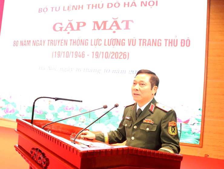 Gặp mặt nhân kỷ niệm 80 năm Ngày truyền thống lực lượng vũ trang Thủ đô- Ảnh 2.