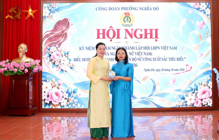 Phường Nghĩa Đô: Tôn vinh những cán bộ nữ công tiêu biểu, sáng tạo