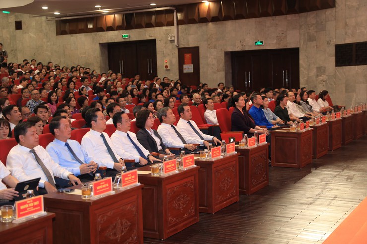 H&agrave; Nội: Hơn 77 tỷ đồng ủng hộ v&agrave; đăng k&yacute; ủng hộ Quỹ &ldquo;V&igrave; người ngh&egrave;o&rdquo;- Ảnh 1.