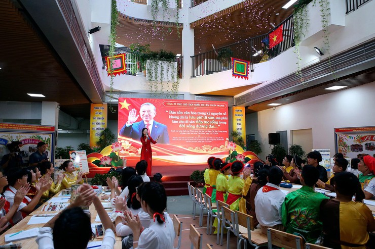 Thanh Xuân đổi mới giáo dục địa phương, lan tỏa giá trị di sản qua học liệu số- Ảnh 1.