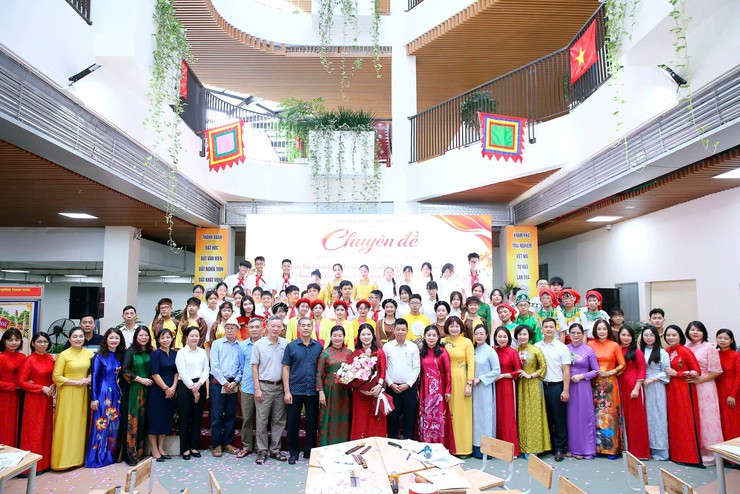 Thanh Xuân đổi mới giáo dục địa phương, lan tỏa giá trị di sản qua học liệu số- Ảnh 3.