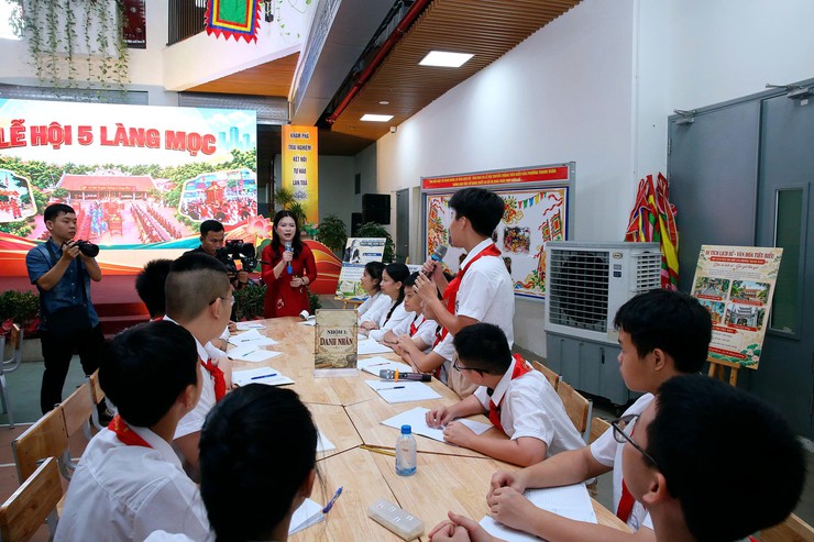 Thanh Xuân đổi mới giáo dục địa phương, lan tỏa giá trị di sản qua học liệu số- Ảnh 2.