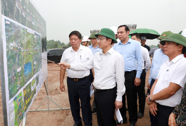 Hà Nội đẩy nhanh tiến độ 8 cầu vượt sông Hồng, sông Đuống- Ảnh 7.