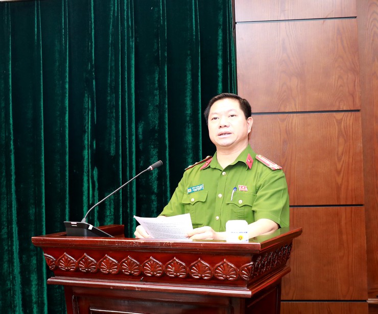 Nâng cao trách nhiệm của các cấp, ngành trong quản lý xuất nhập cảnh- Ảnh 4.