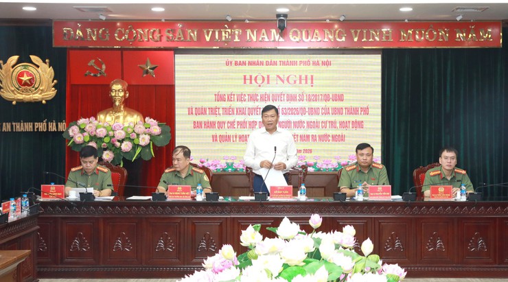 Nâng cao trách nhiệm của các cấp, ngành trong quản lý xuất nhập cảnh- Ảnh 1.