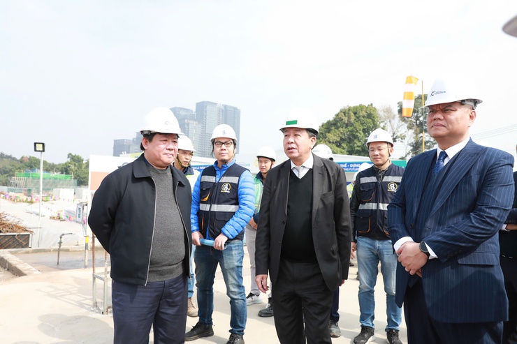 Đồng chí Dương Đức Tuấn thăm, chúc Tết các đơn vị đang triển khai các dự án, công trình giao thông, thoát nước chống úng ngập- Ảnh 9.