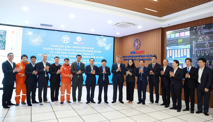 Bảo đảm cung cấp điện an toàn, ổn định, liên tục phục vụ Nhân dân Thủ đô trong dịp Tết- Ảnh 3.