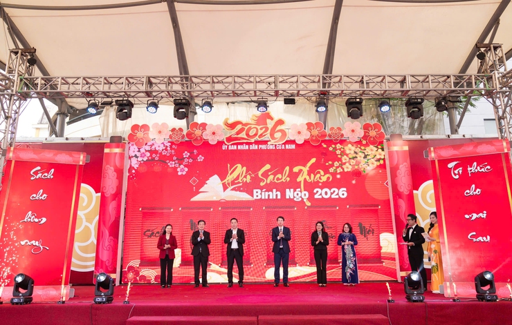 Khai mạc Phố Sách Xuân 2026: “Sách mở lộc xuân - Chào kỷ nguyên mới”- Ảnh 1.