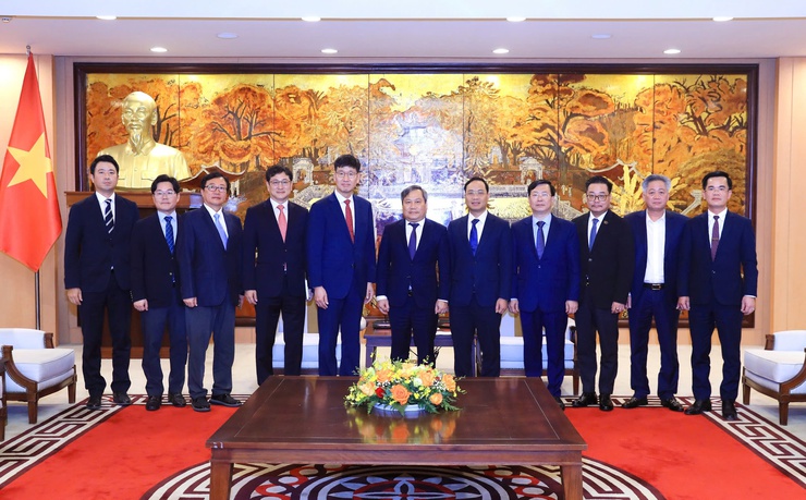 Quyết tâm đưa Hà Nội phát triển nhanh, xanh và hạnh phúc trong kỷ nguyên mới- Ảnh 5.