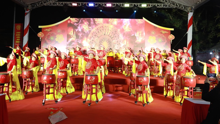 Khai mạc chợ hoa Xuân phường Tương Mai- Ảnh 4.