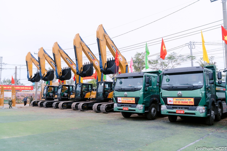 Tổng Bí thư Tô Lâm dự Lễ khởi công dự án Khu đô thị đa mục tiêu tại Hà Nội- Ảnh 15.