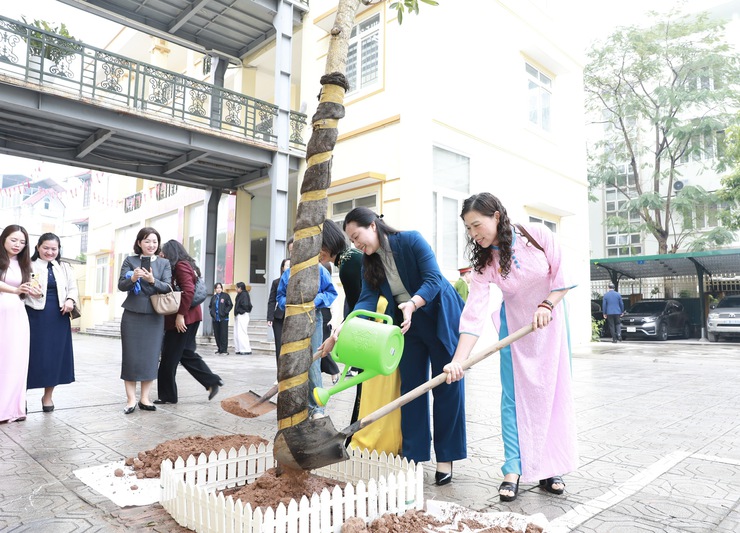 Vĩnh Hưng phát động "Tết trồng cây đời đời nhớ ơn Bác Hồ" Xuân Bính Ngọ 2026- Ảnh 6.