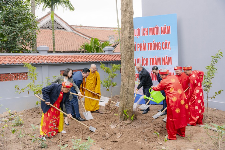 Phường Phúc Lợi phát động “Tết trồng cây đời đời nhớ ơn Bác Hồ” xuân Bính Ngọ 2026- Ảnh 5.