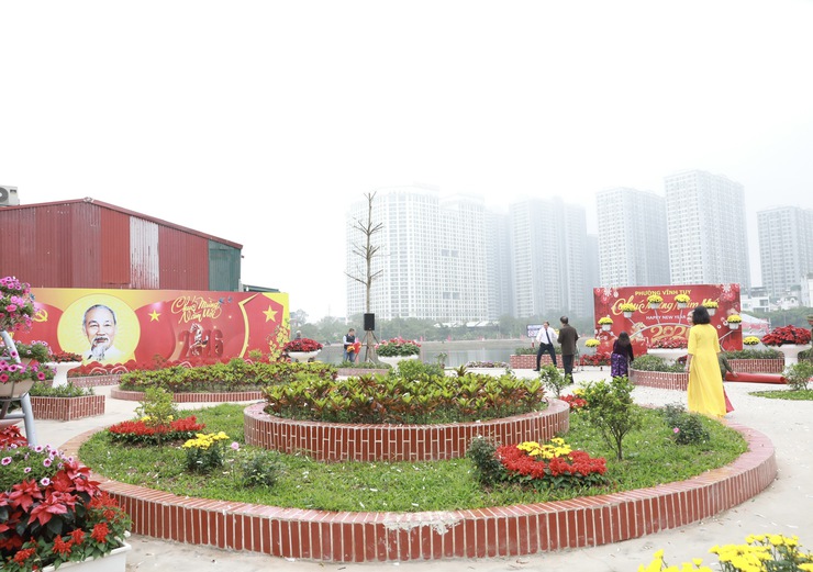 Phường Vĩnh Tuy: Khánh thành giai đoạn 1 Dự án cải tạo, sửa chữa Ao cá Bác Hồ- Ảnh 5.