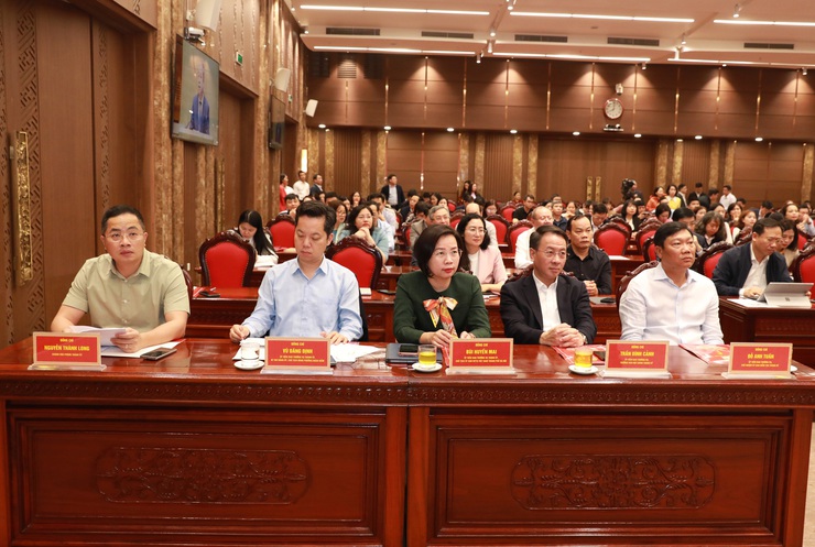 Tập trung hoàn thành các dự án hạ tầng trọng điểm quốc gia, quy mô lớn, kết nối liên vùng, quốc tế- Ảnh 2.