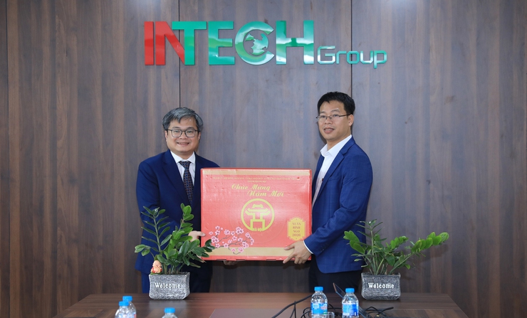 Phó Chủ tịch UBND Thành phố Trương Việt Dũng thăm Chùa Yên Phú và doanh nghiệp INTECH- Ảnh 4.