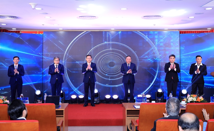 Ra mắt Sàn Giao dịch công nghệ Hà Nội và Chợ Chuyển đổi số thế hệ mới- Ảnh 4.