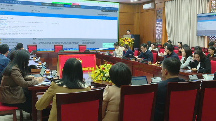 Tập huấn Hệ thống theo dõi, đôn đốc nhiệm vụ và Không gian làm việc số HanoiWork- Ảnh 1.