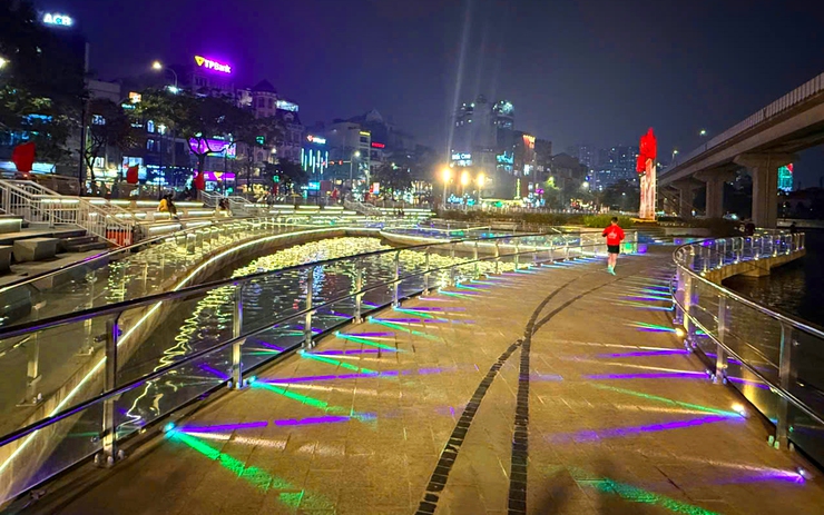 Hồ Đống Đa “thay áo mới” sau hơn một năm cải tạo, sẵn sàng phục vụ Nhân dân vui xuân đón Tết- Ảnh 24.