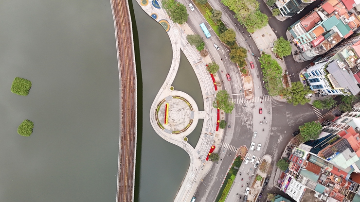 Hồ Đống Đa “thay áo mới” sau hơn một năm cải tạo, sẵn sàng phục vụ Nhân dân vui xuân đón Tết- Ảnh 4.