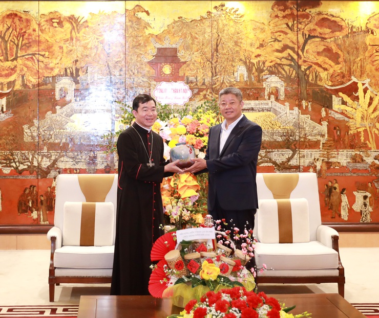 Đại diện các tổ chức Tôn giáo thăm, chúc Tết thành phố Hà Nội- Ảnh 4.