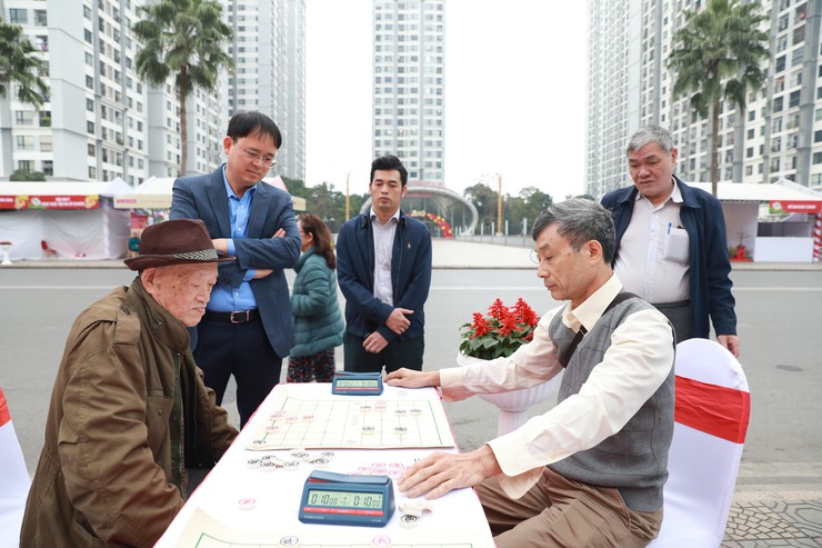 Tưng bừng Hội chợ Xuân và Ngày hội văn hóa - thể thao phường Vĩnh Tuy- Ảnh 5.