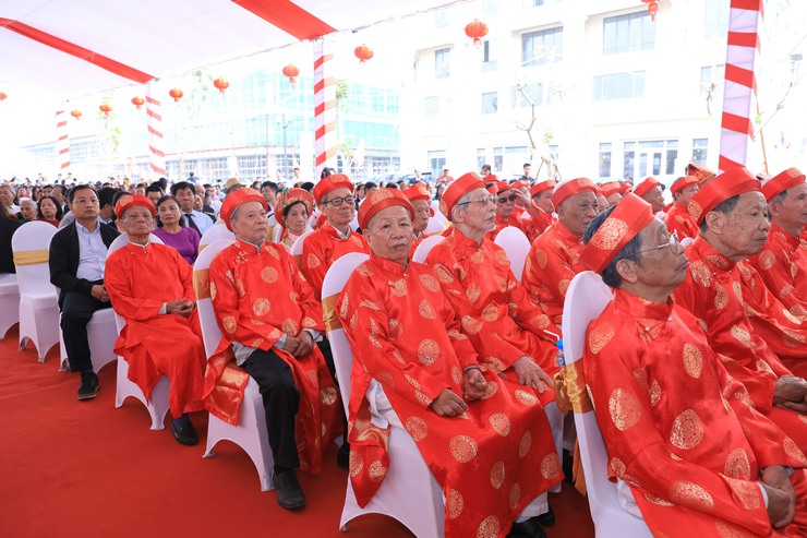 Lễ công bố quyết định ghi danh “Hội hát Chèo Tàu Tổng Gối” là di sản văn hóa phi vật thể quốc gia- Ảnh 11.