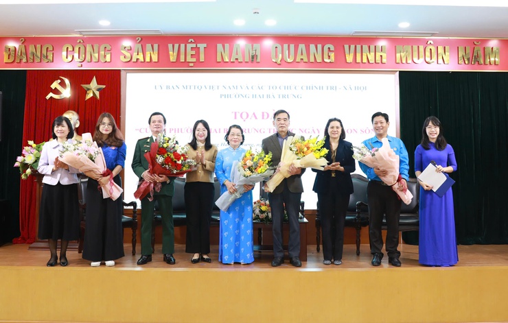 Sôi nổi Tọa đàm 
