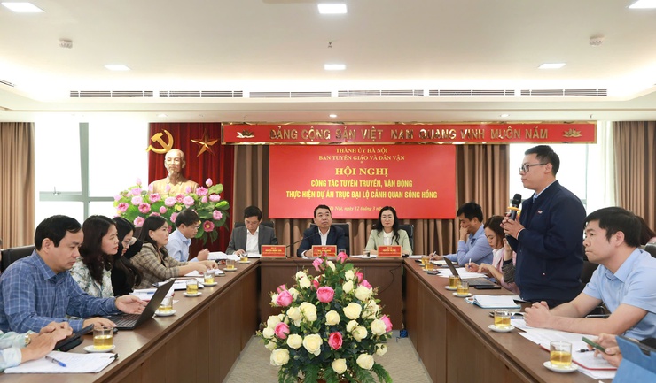 Đẩy mạnh tuyên truyền, tạo đồng thuận trong triển khai Dự án Trục Đại lộ cảnh quan sông Hồng- Ảnh 1.